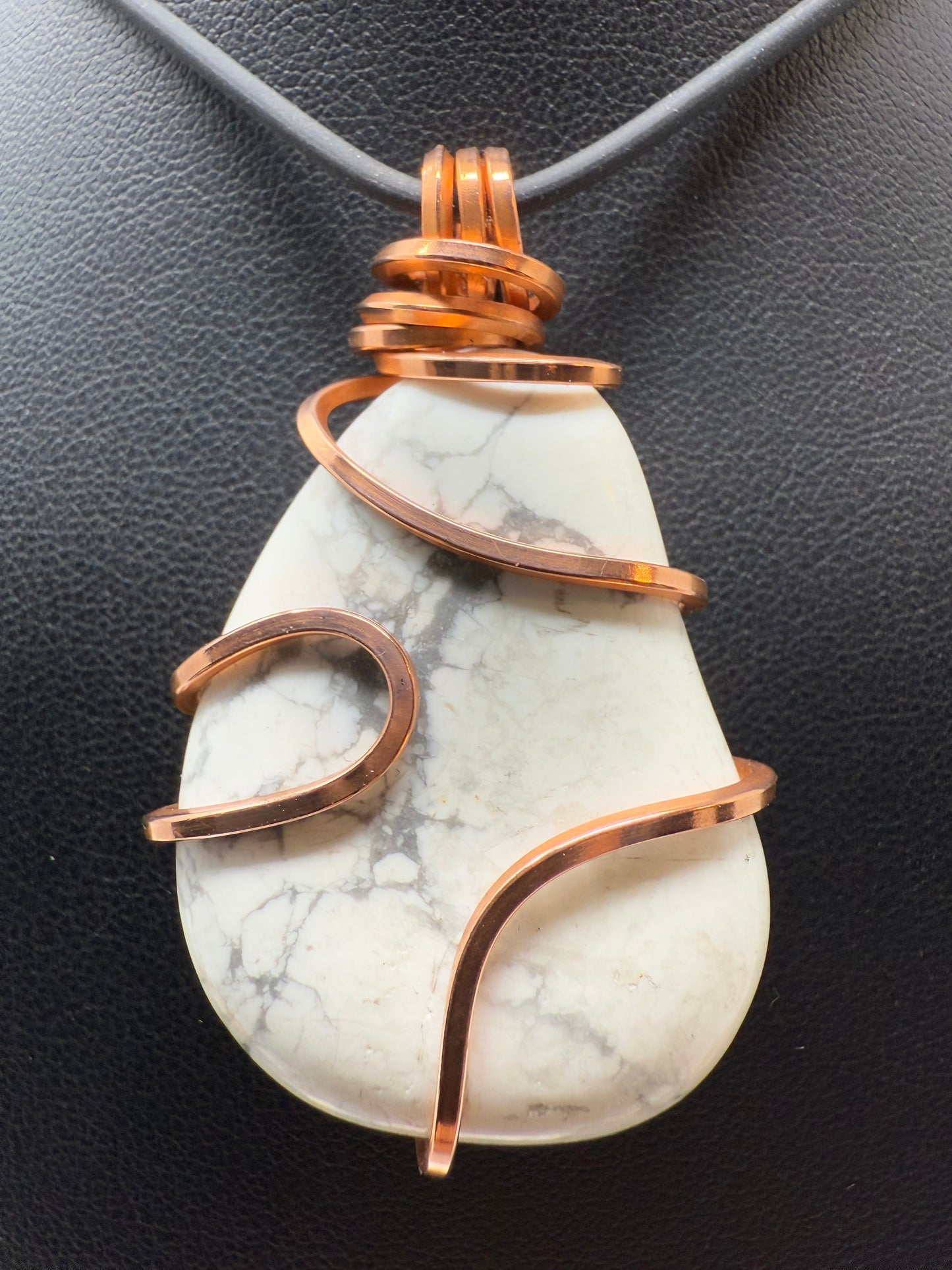 Howlite Copper PENDANT