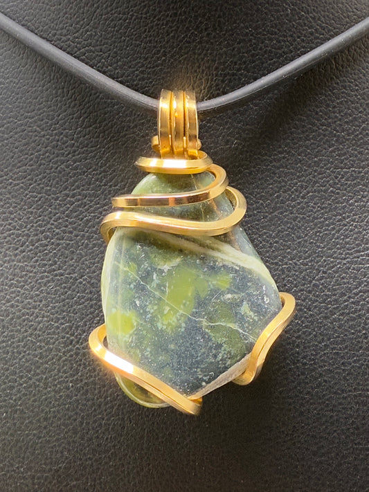 Washington Serpentine Merlin’s Gold Copper Alloy PENDANT #1